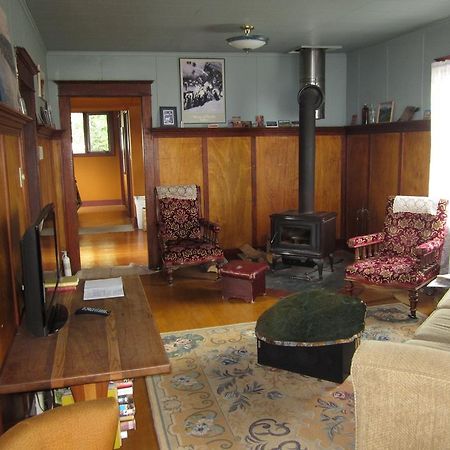 Historical Guest House Whitehorse Ngoại thất bức ảnh