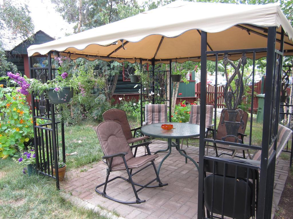 Historical Guest House Whitehorse Ngoại thất bức ảnh
